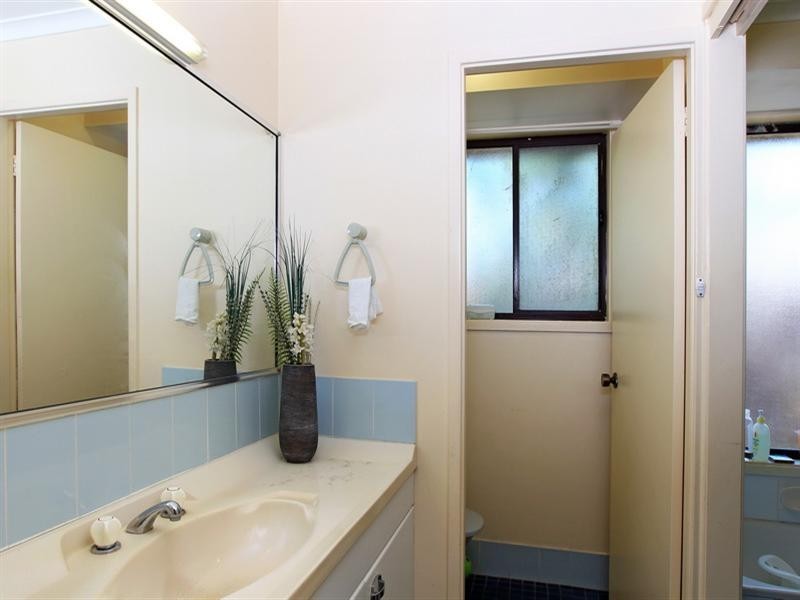 11 Balmaringa Avenue, North Nowra NSW 2541