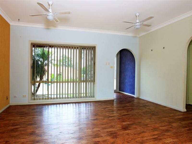 5 Royal Street, Worrigee NSW 2540