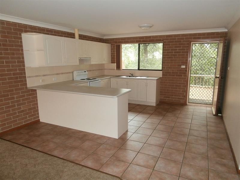 3/7 Ferry Lane, Nowra NSW 2541