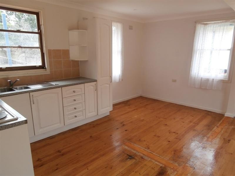 63 McKay Street, Nowra NSW 2541