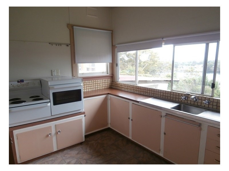 38 Illaroo Road, North Nowra NSW 2541