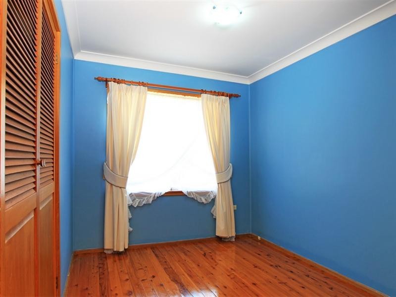 12 North Tarawal Street, Bomaderry NSW 2541