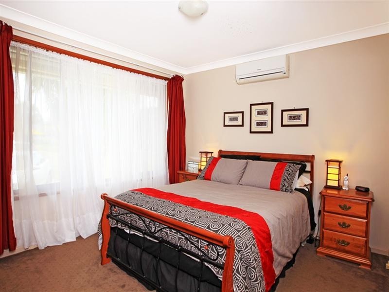 288 Princes Highway, Bomaderry NSW 2541