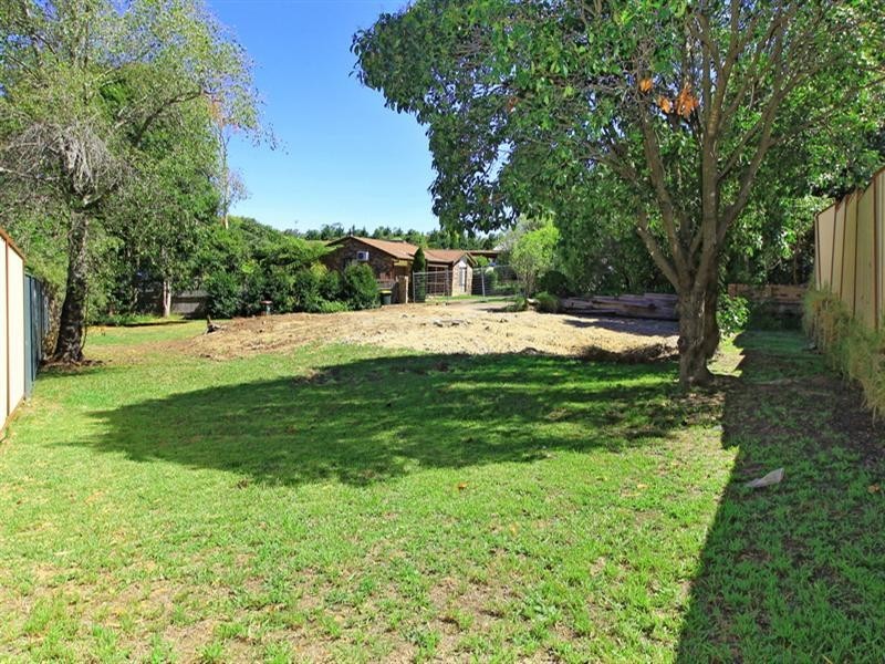 7 Beyeri Avenue, Nowra NSW 2541