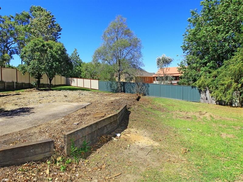 7 Beyeri Avenue, Nowra NSW 2541