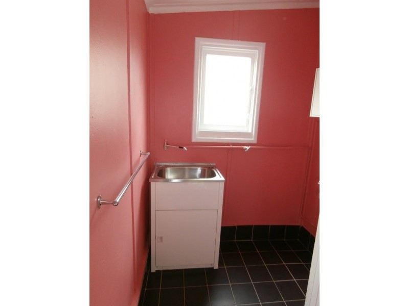 8 Hollands Road, Nowra NSW 2541