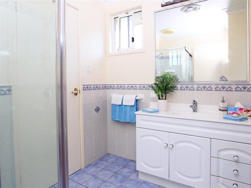 12 Kareela Crescent, North Nowra NSW 2541