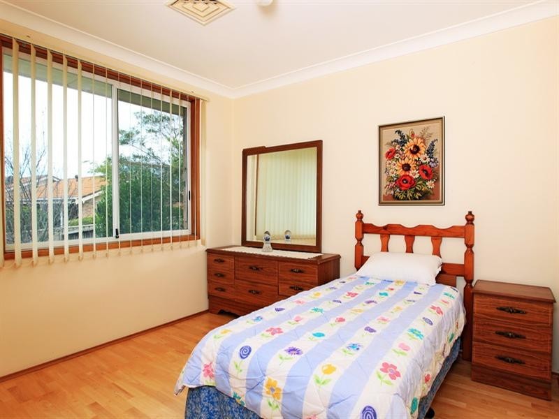 12 Kareela Crescent, North Nowra NSW 2541