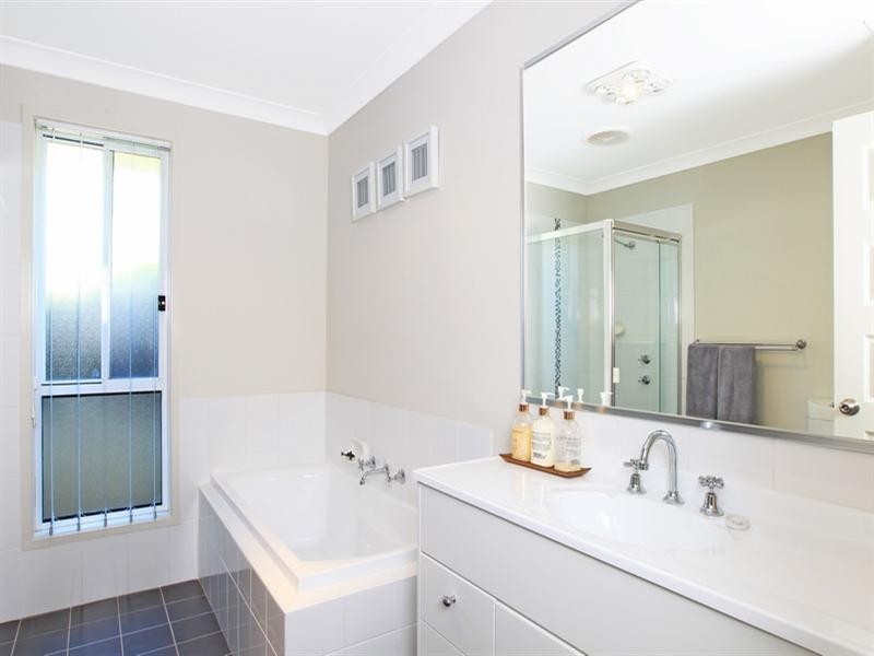 34 Mintbush Crescent, Worrigee NSW 2540