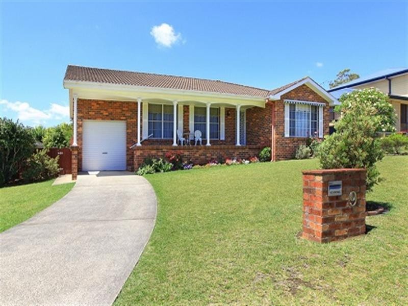 9 Gunyuma Crescent, North Nowra NSW 2541