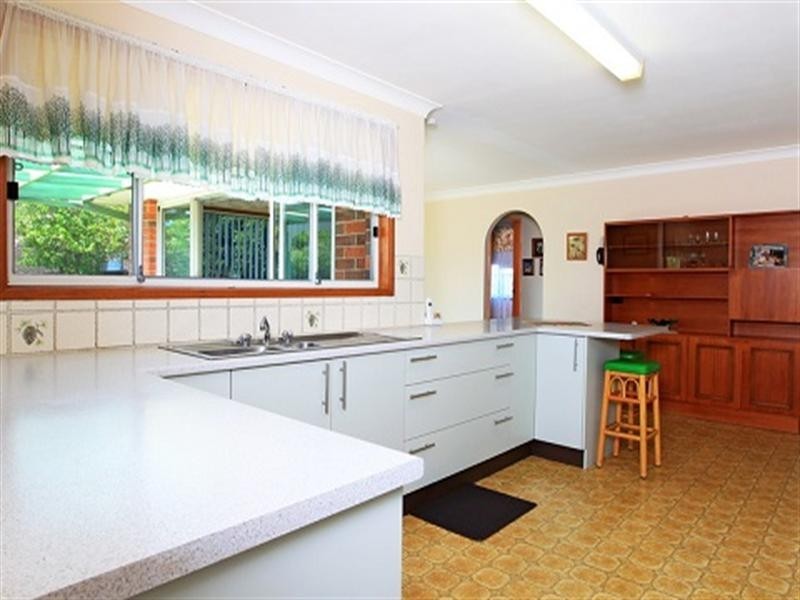 9 Gunyuma Crescent, North Nowra NSW 2541