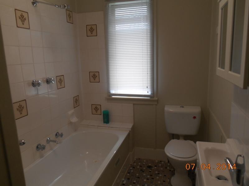 31 Leonard Street, Bomaderry NSW 2541