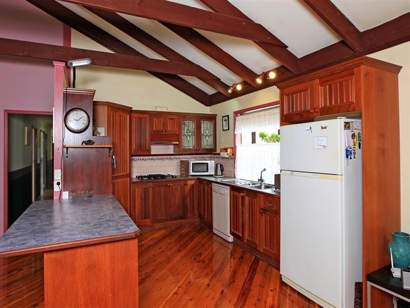 21 Comarong Street, Greenwell Point NSW 2540