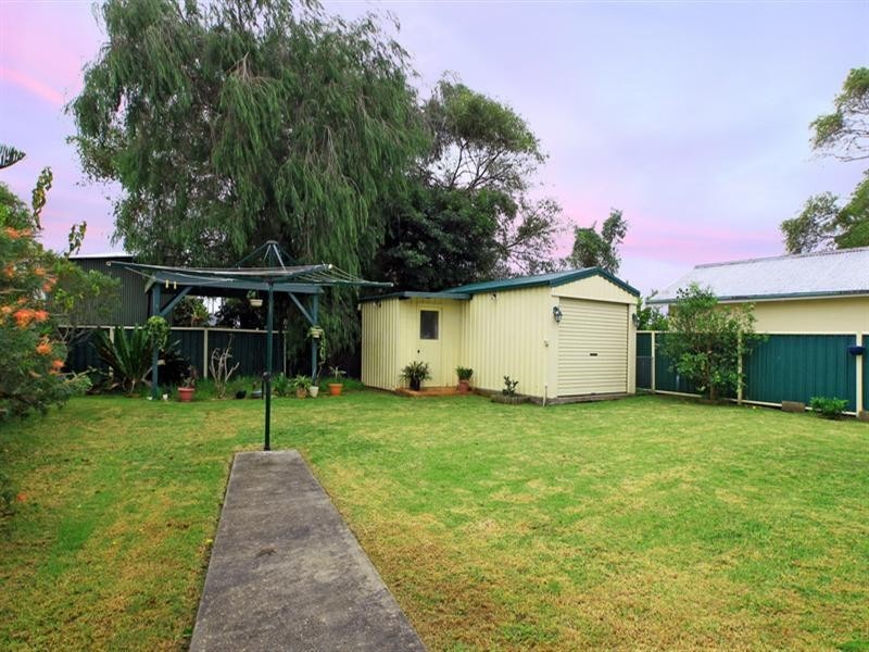 21 Comarong Street, Greenwell Point NSW 2540