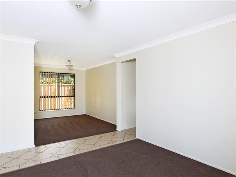 18 Mintbush Crescent, Worrigee NSW 2540
