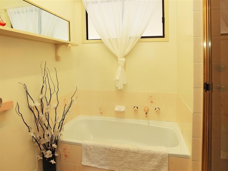 135 McMahons Road, North Nowra NSW 2541