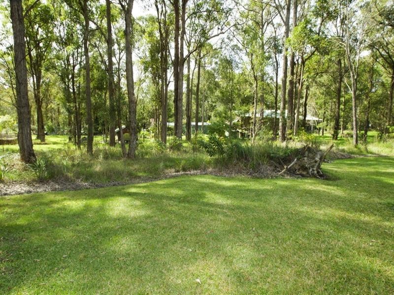4 Linnane Street, Falls Creek NSW 2540