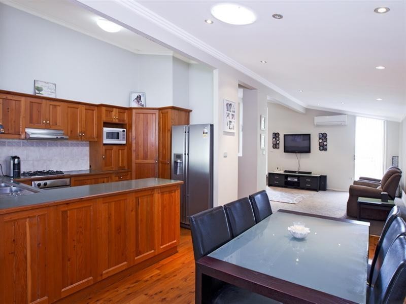 5 Kahlua Crescent, Bomaderry NSW 2541