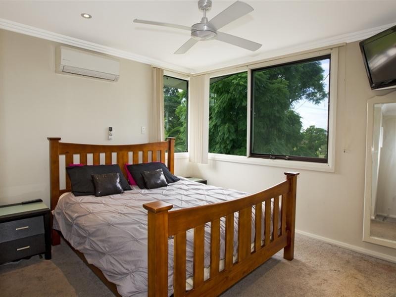 5 Kahlua Crescent, Bomaderry NSW 2541