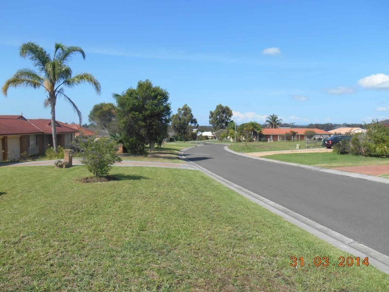 17 Sophia Road, Worrigee NSW 2540