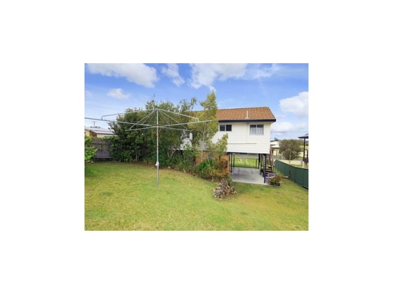 8 Pyree Street, Greenwell Point NSW 2540