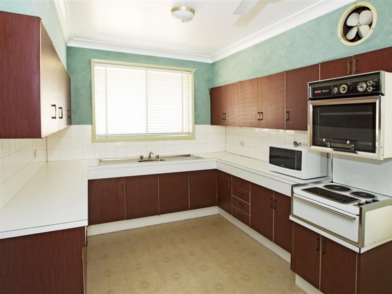 51 Bridge Road, Nowra NSW 2541