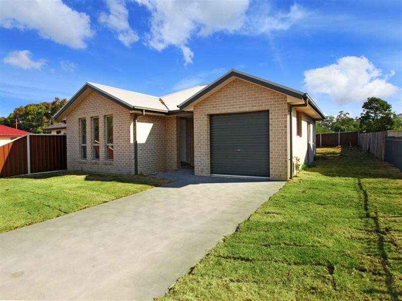 21 Stuart Street, Nowra NSW 2541