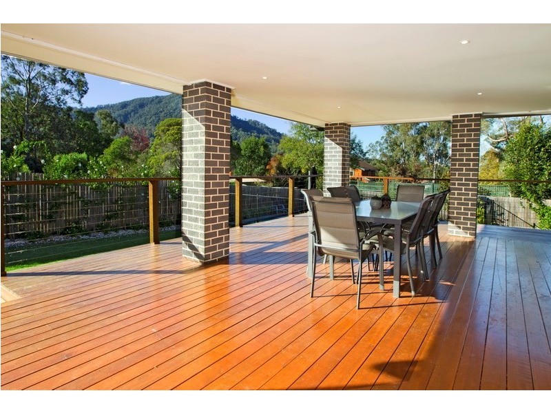 8 Nooramunga Avenue, Cambewarra NSW 2540