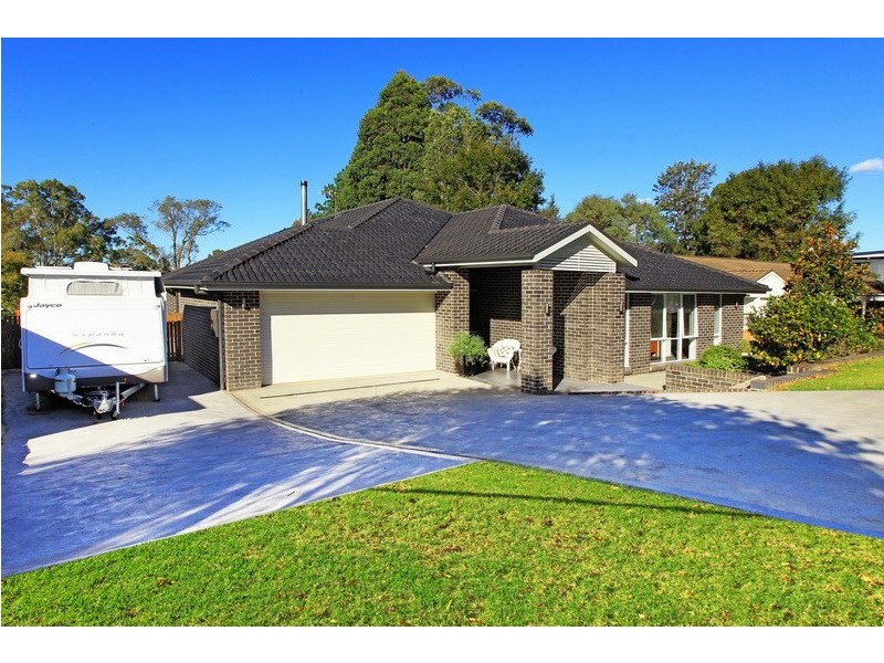 8 Nooramunga Avenue, Cambewarra NSW 2540