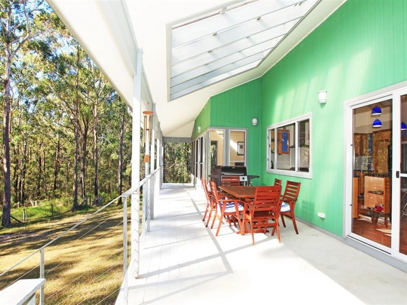 16 McArthur Drive, Falls Creek NSW 2540