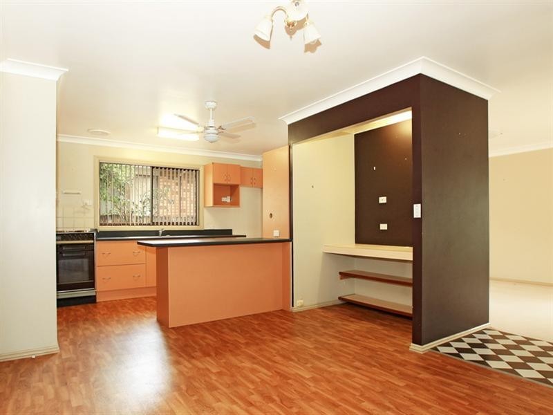 8 Byron Avenue, North Nowra NSW 2541