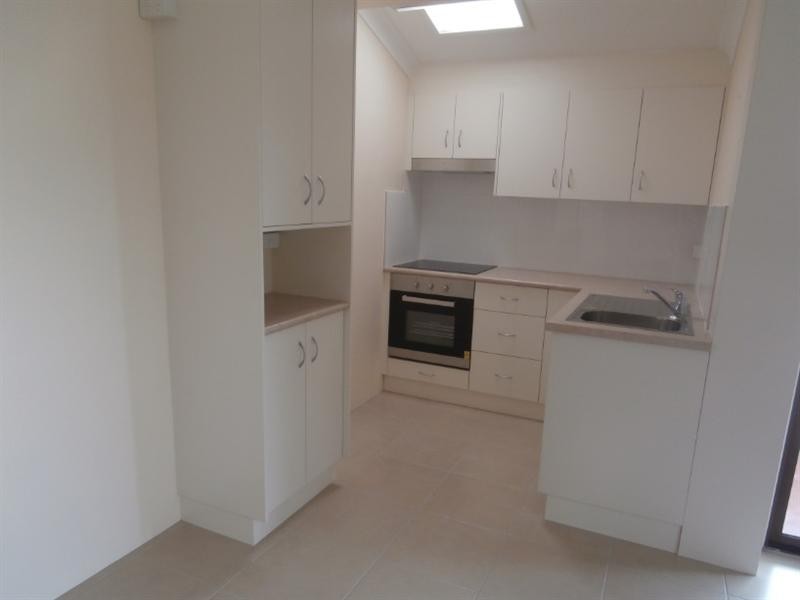 8/104 Douglas Street, Nowra NSW 2541