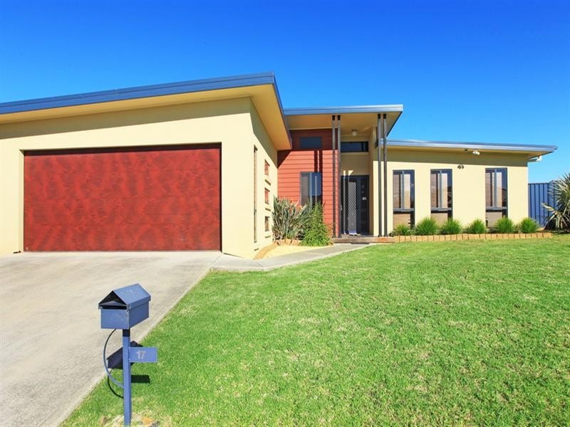 17 Almondbark Road, Worrigee NSW 2540