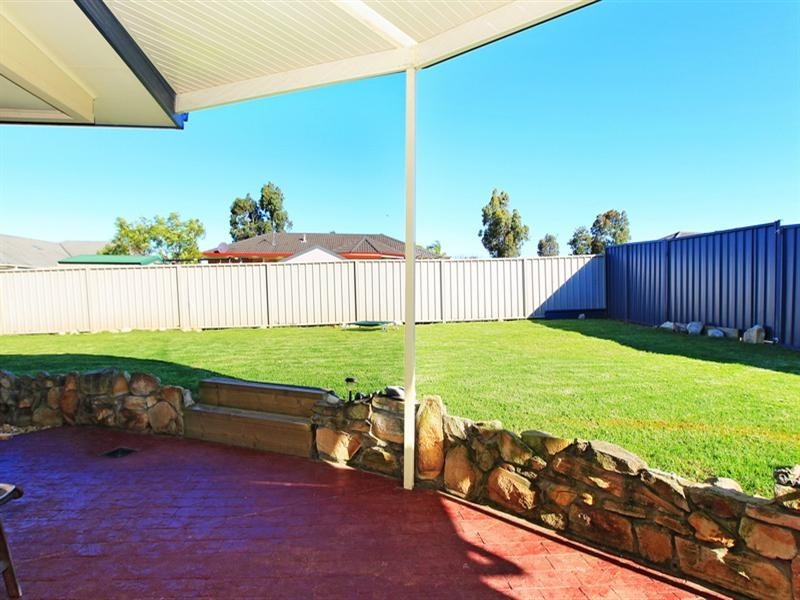 17 Almondbark Road, Worrigee NSW 2540