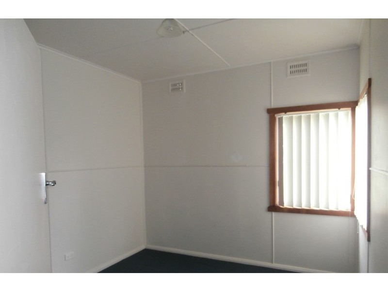 1 Morschel Avenue, North Nowra NSW 2541