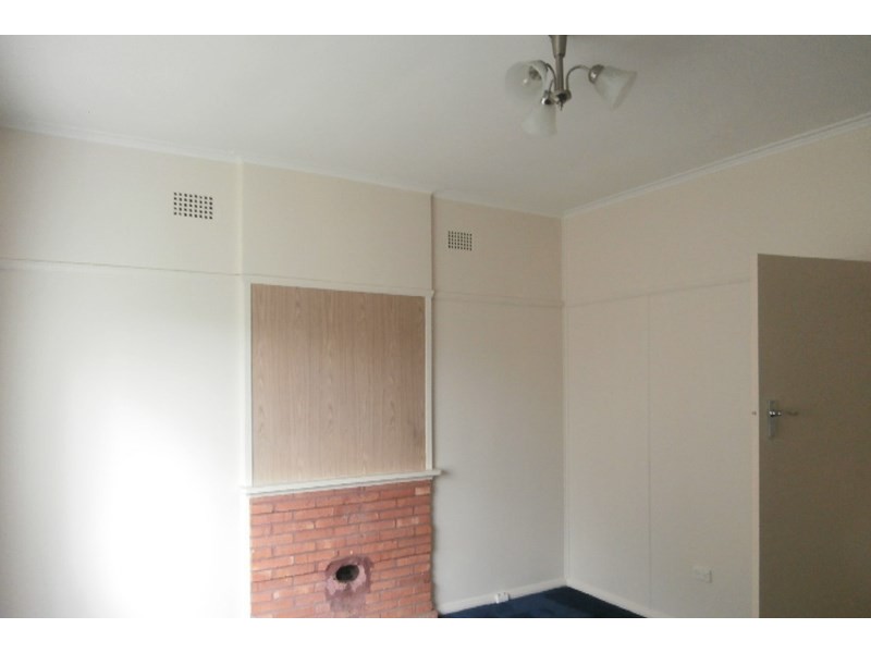 1 Morschel Avenue, North Nowra NSW 2541