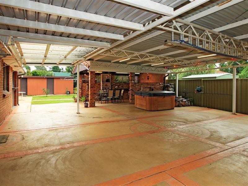 69 Cambewarra Road, Bomaderry NSW 2541