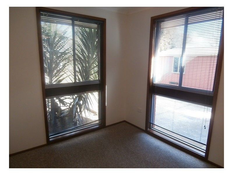 3 Seaforth Street, Bomaderry NSW 2541