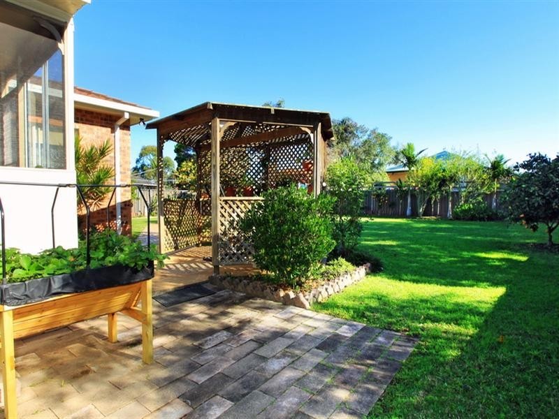 1 Rayleigh Drive, Worrigee NSW 2540