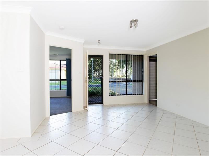 11 Bluewattle Road, Worrigee NSW 2540