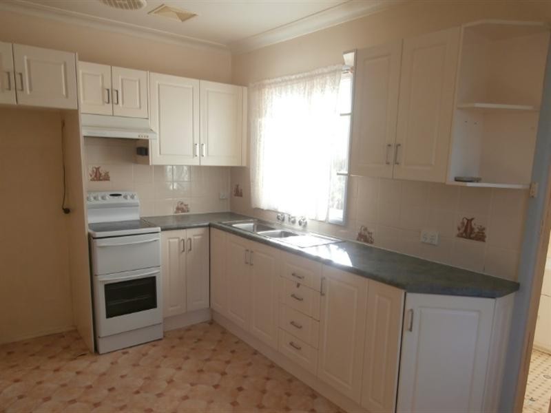 63 Page Avenue, North Nowra NSW 2541