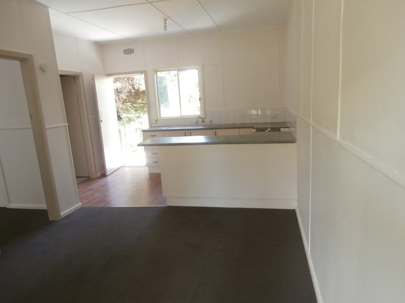 2/101 Moss Street, Nowra NSW 2541