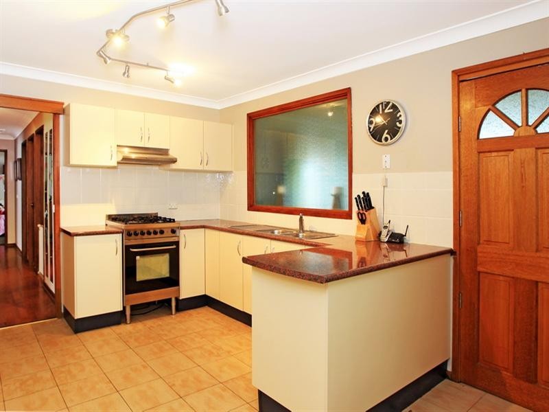 288 Princes Highway, Bomaderry NSW 2541