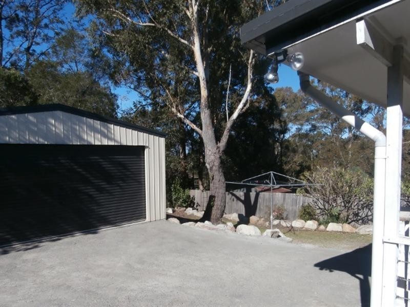 26 Brinawarr Street, Bomaderry NSW 2541