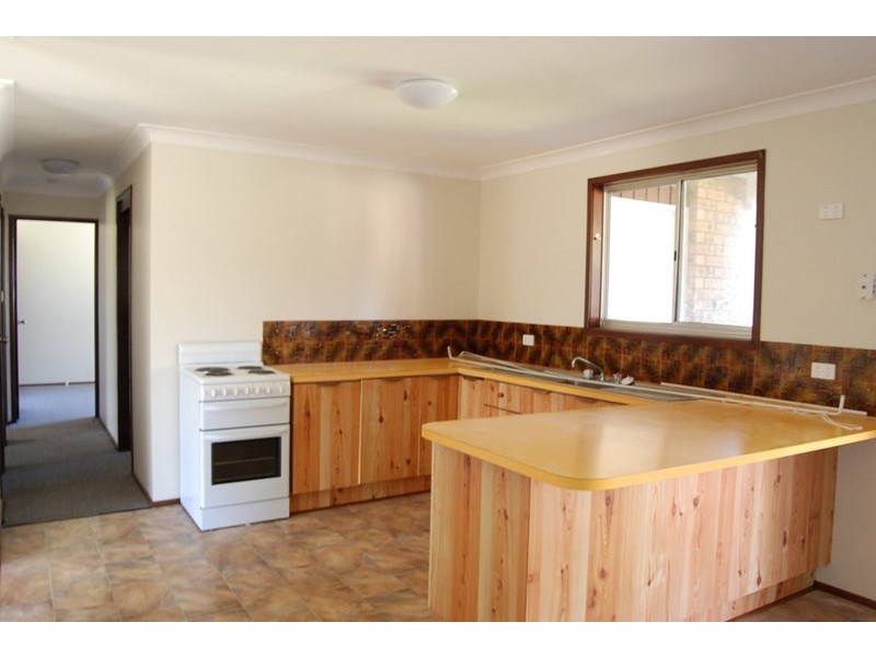 180 St Anns Street, Nowra NSW 2541