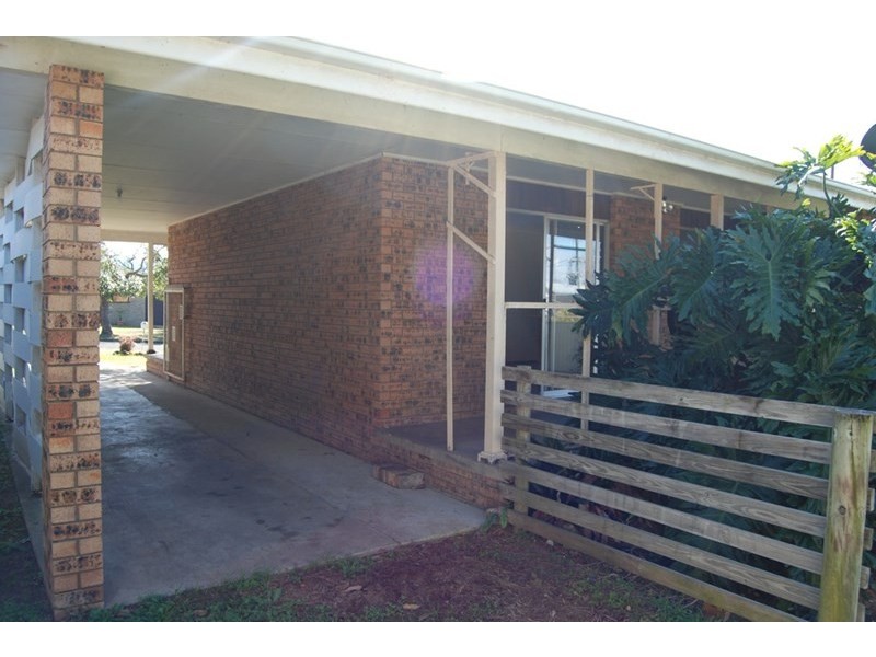 180 St Anns Street, Nowra NSW 2541