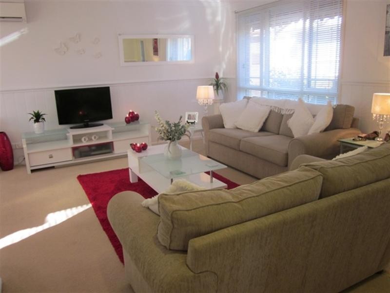 1/7 Hamilton Place, Bomaderry NSW 2541