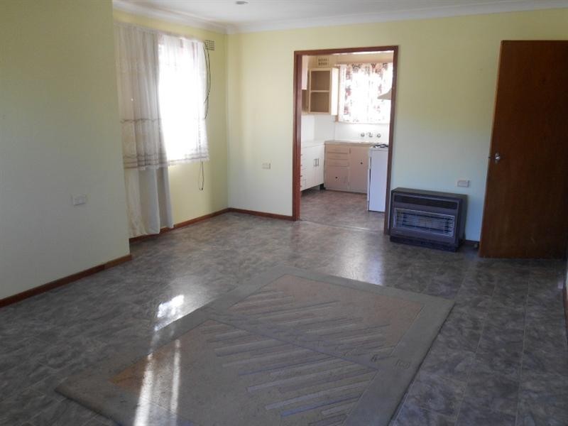 9 Quiberon Street, Nowra NSW 2541