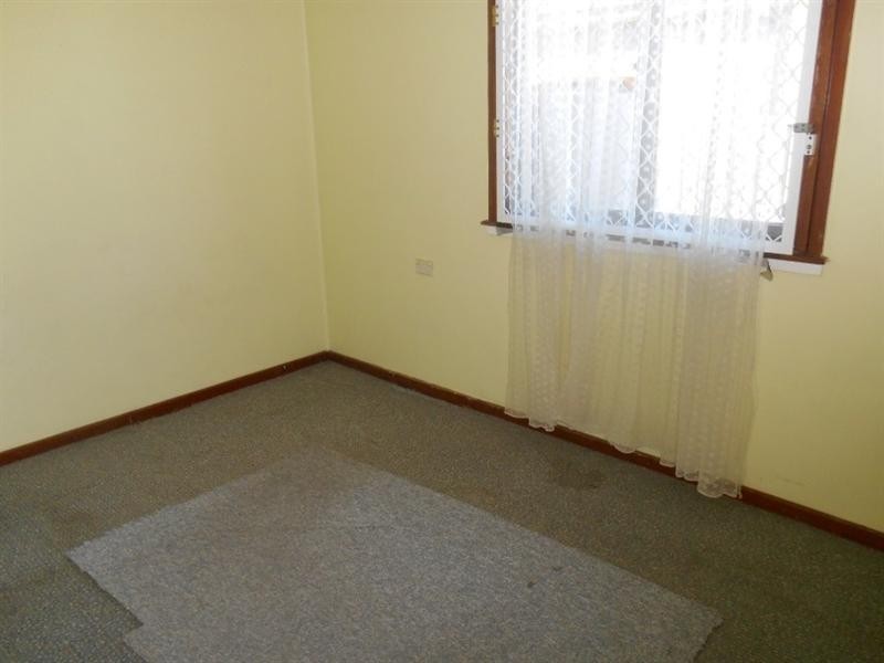 9 Quiberon Street, Nowra NSW 2541