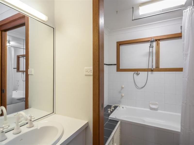 1/77 The Lake Circuit, Culburra Beach NSW 2540